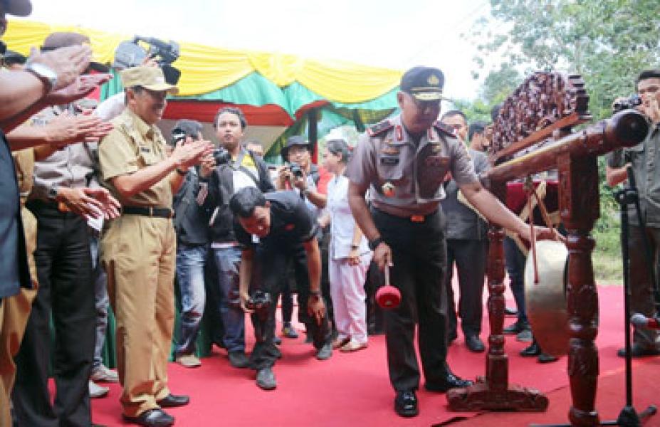 Kapolda Riau Resmi Buka Acara Siak Polmas Outbond Tahun 2015
