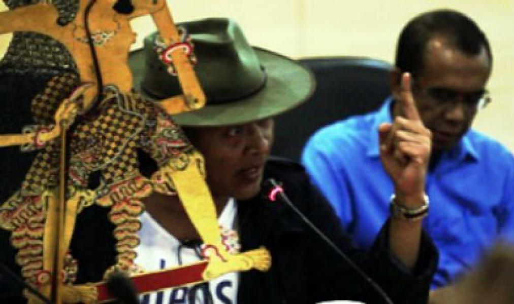 PDIP vs KPK, Sujiwo Tejo: Semua akan Lucu pada Saatnya