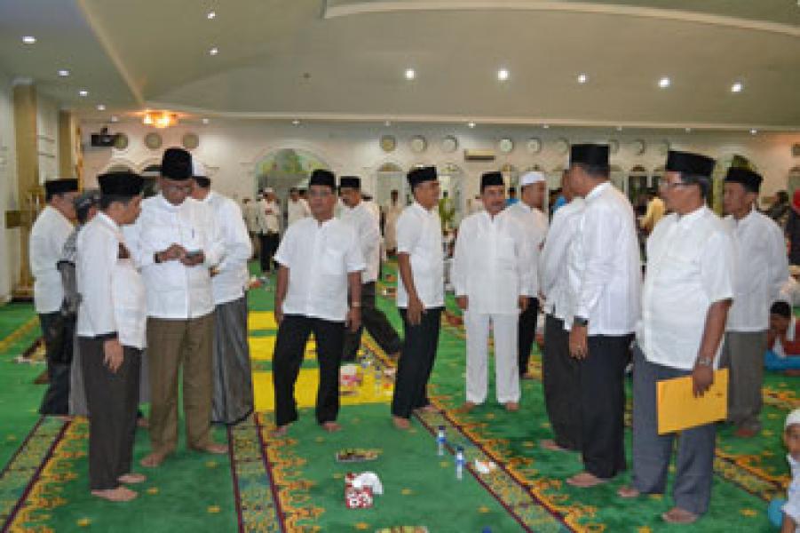Ribuan Warga Padati Masjid Raya Al-Ikhlas Bagan Siapiapi