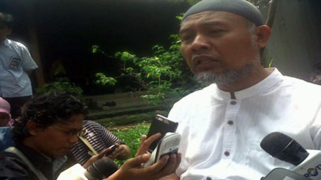 Saat Ditangkap, BW Diancam Akan Diplester