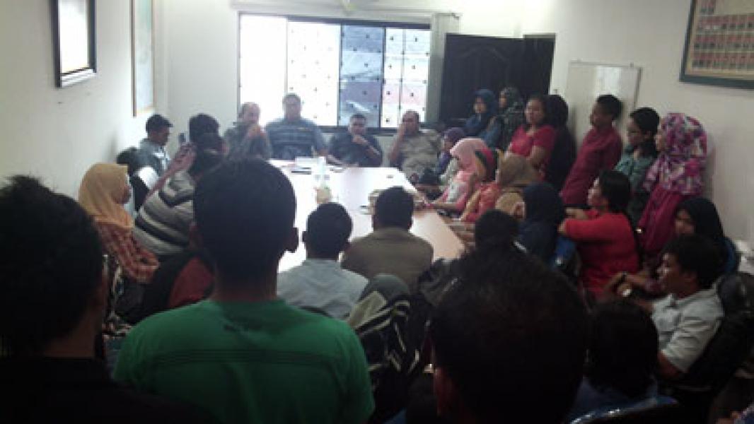 Sebangyak 70 CPNS Lulusan 2013 Datangi Kantor DPRD Rohil
