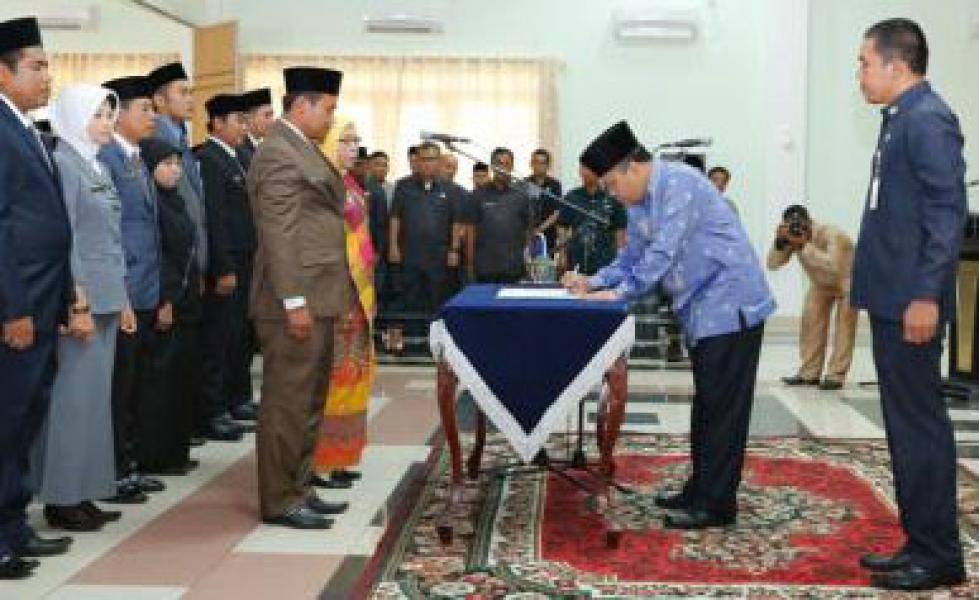 Sekdakab Meranti Lantik 85 Pejabat Eselon II, III dan IV