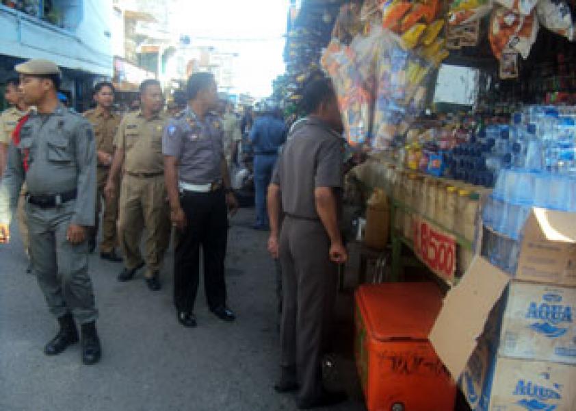 Tim Gabungan Sosialisasi Pemindahan PKL ke Pasar Jalan Bintang