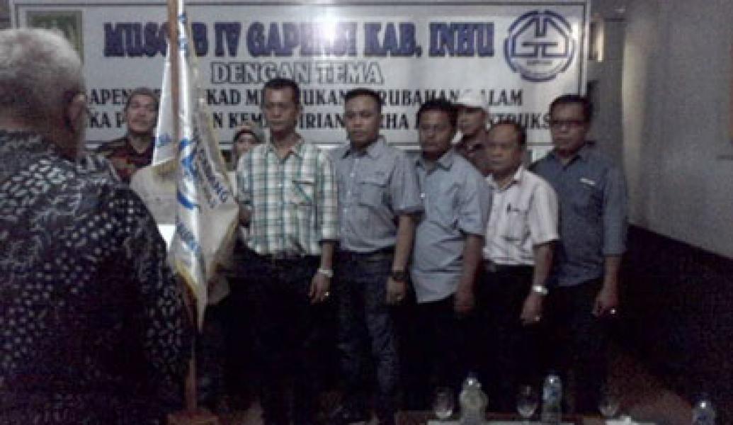 Yurizal SH Terpilih Sebagai Ketua Gapensi Inhu Priode 2015-2020