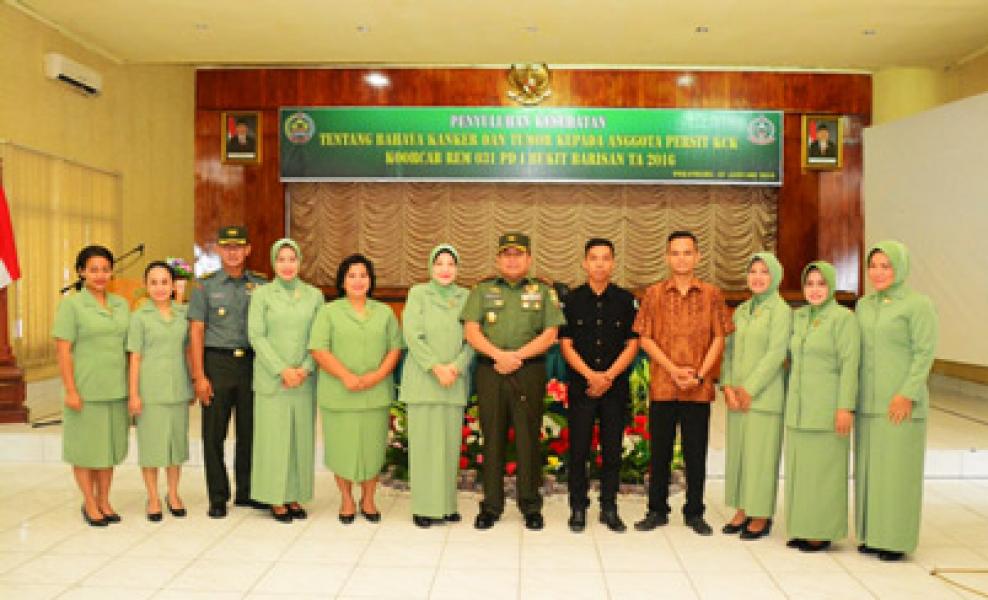 Danrem 031/Wirabima Beri Pengarahan Kepada Persit Terkait Sosialisasi Kanker dan Tumor