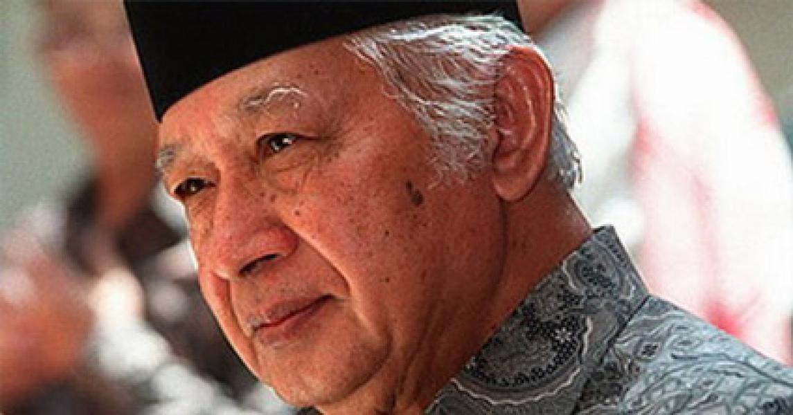 Delapan Tahun Soeharto Meninggal