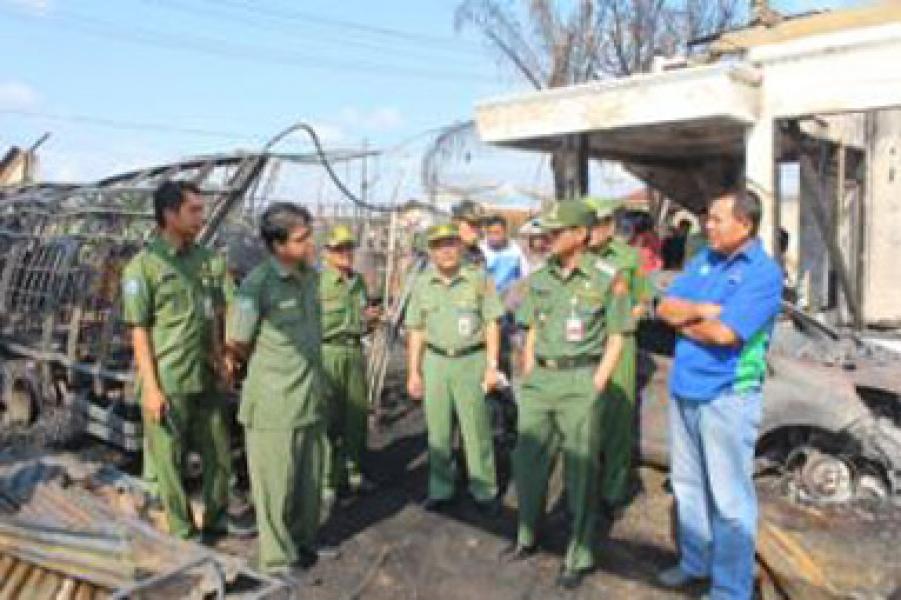 PJ Bupati Inhu Tinjau Lokasi Kebakaran di Desa Japura