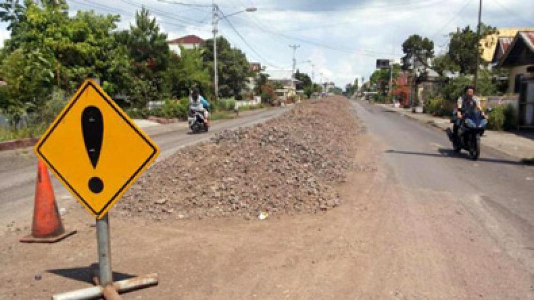 Pemprov Mulai Kaji Peningkatan Status Jalan Kabupaten/ Kota