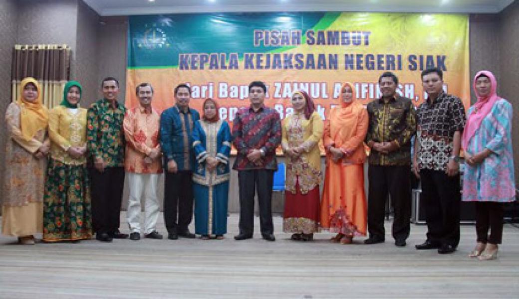 Pisah Sambut Kajari Siak, Zainul Arifin jabat Aspidum Kejati Riau