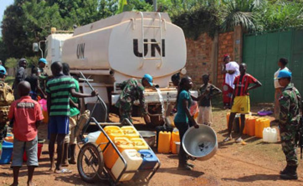 Satgas Kizi TNI Bantu Air Bersih untuk Warga Lokal Afrika Tengah  