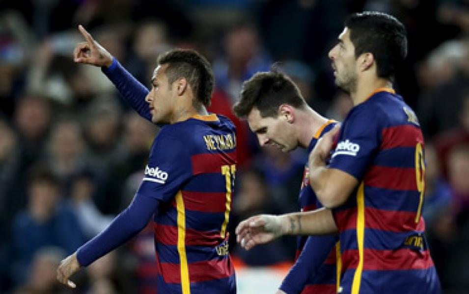 Suarez Hattrick, Barca Cetak Setengah Lusin Gol
