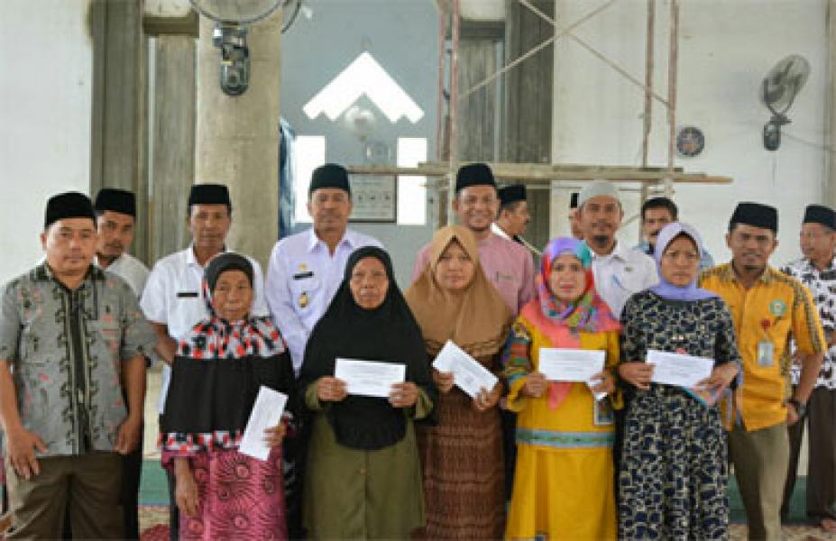 Baznas Siak Kembali Salurkan Zakat Tahap III di Minas