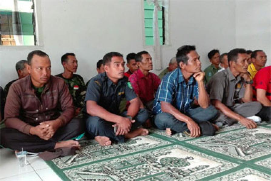 Danramil 01/Bengkalis Sosialisasi Bahaya Narkoba dan Karhutla Kepada Linmas Kecamatan Bengkalis