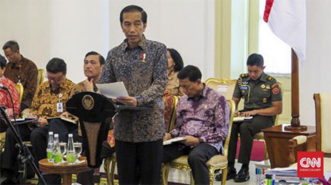 Jokowi Pertanyakan Kenaikan Tarif STNK Tiga Kali Lipat