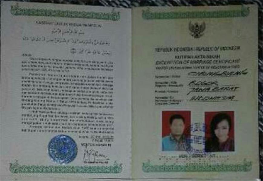 KUA Cibungbulang: Buku Nikah Bupati Katingan dengan FY Palsu