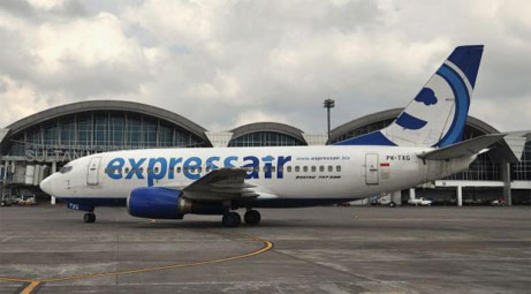 Kurang Oksigen, Ratusan Penumpang Pesawat Express Air Mimisan