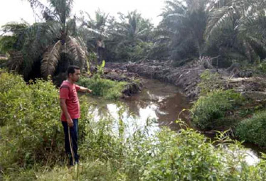 Masyarakat dan AMPKB Sebut Normalisasi Sungai Buluh Oleh PT Adei Tak Sesuai SPK