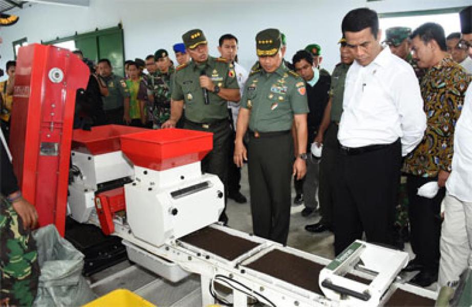 Mentan RI Bersama Kasad Resmikan SP3T di Jawa Timur