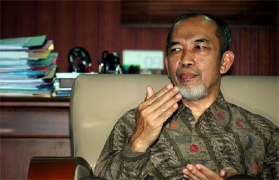 Rektor UII Mengundurkan Diri