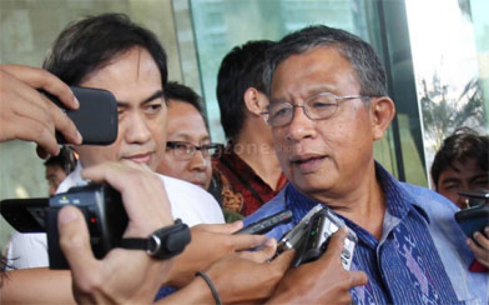 Soal Tarif STNK dan BPKB, Darmin: Masa Iya 300%