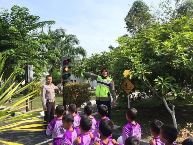 Tanamkan Prilaku Tertib Lalu Lintas Sejak Usia Dini, Sebanyak 37 Anak Usia Dini Kunjungi Taman Lalu Lintas