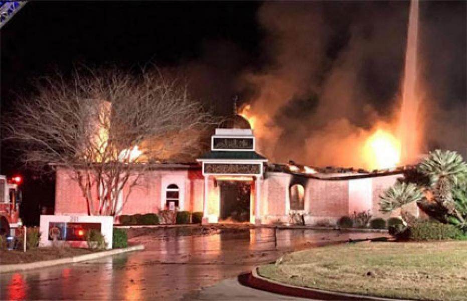Warga AS Kumpulkan Rp11 Miliar Demi Bantu Masjid yang Terbakar