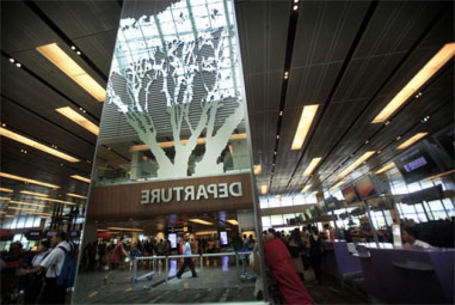Warga Indonesia Menang Undian Rp 9 Miliar di Bandara Changi