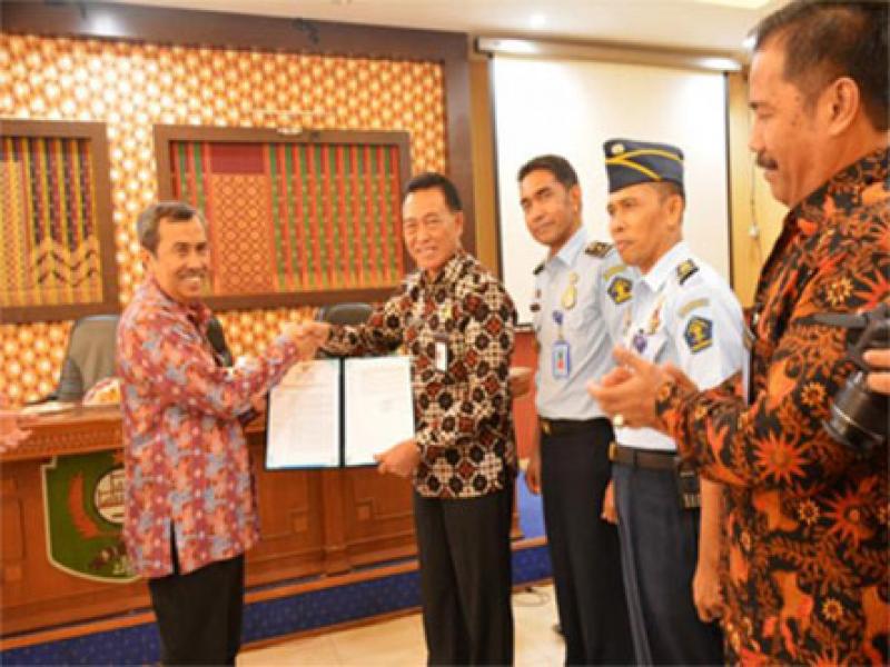 Bupati Syamsuar Hibahkan 5 Hektar Lahan untuk Bangun Lapas di Siak