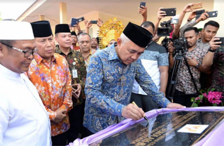 Gubri Resmikan Gedung Baru SMAN 5 Tambusai Utara