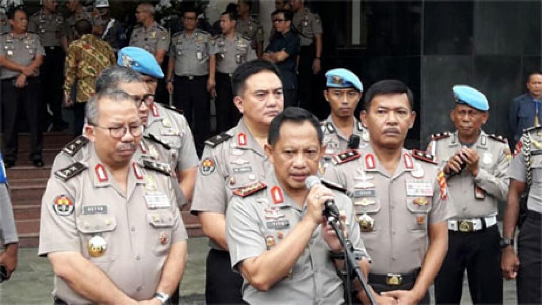 Kapolri Akan Tindak Tegas 72 Ribu Pemohon Paspor Fiktif