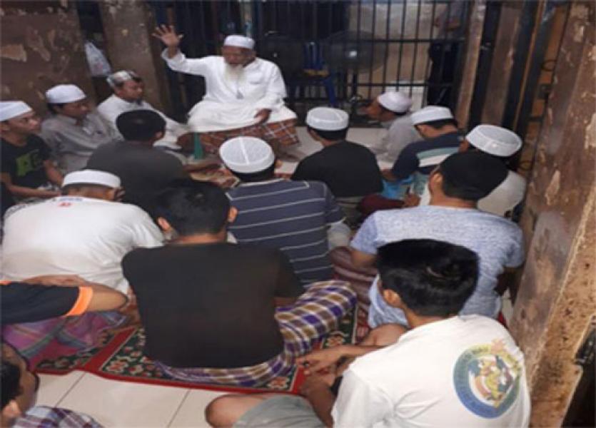 Kasat Tahti, Anggota Provost dan SPKT Polresta Pekanbaru Cek Ruang Tahanan