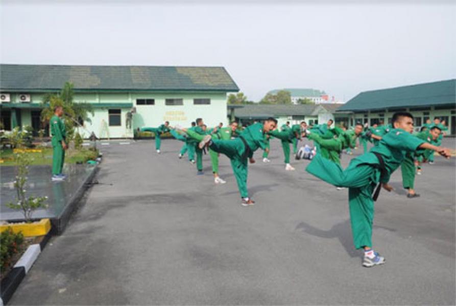 Minggu Militer, Prajurit Korem 031/WB Latihan Yong Moodo
