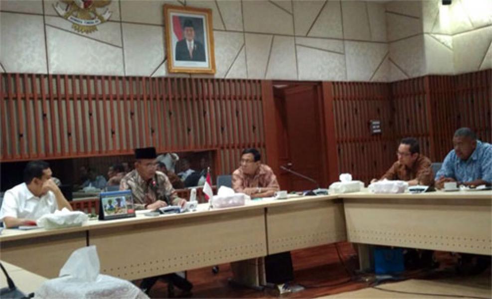 Muhadjir Efendi Kagumi Pameran Literasi HPN Sumbar 2018