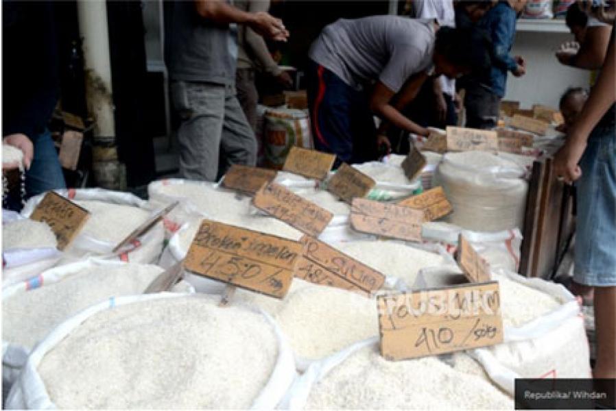Pengamat Ungkap Kejanggalan Kenaikan Harga Beras