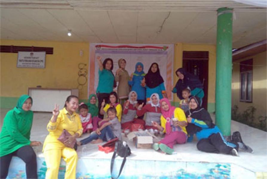Persiapan Lomba Se-Kodim 0314/Inhil, Persit Ranting 4 Koramil 03/Tempuling Latihan Volly Terpusat