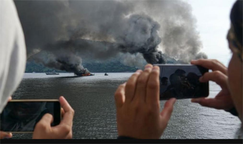 Susi Tanggapi Luhut: Penenggelaman Kapal Itu Perintah Pengadilan