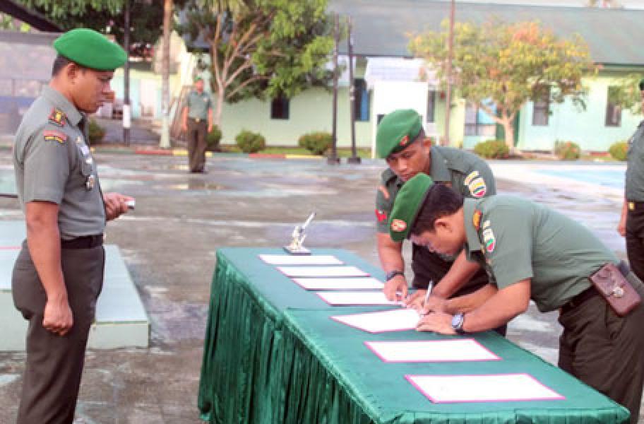 Dandim Kampar Pimpin Sertijab Danramil Dan Perwira Staf