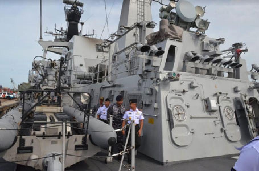 Kabakamla RI Sambangi KRI Usman Harun-359