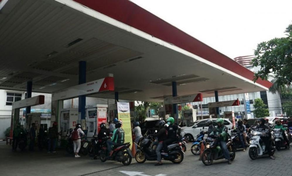 Kecuali Premium, Harga BBM Turun Mulai Malam Nanti