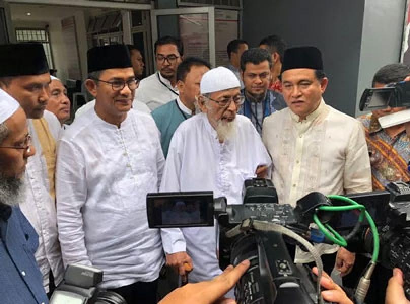 Pengacara Bilang Abu Bakar Ba�asyir Pilih Dipenjara dan Tolak Bebas Bersyarat