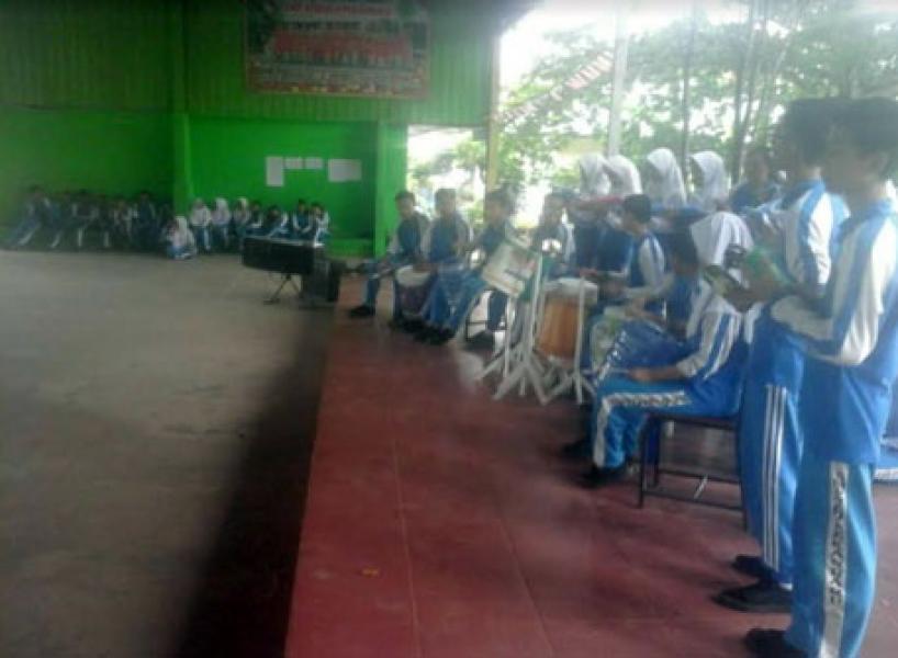 SMPN 6 Sulap Limbah Menjadi Alat Musik Seni Budaya