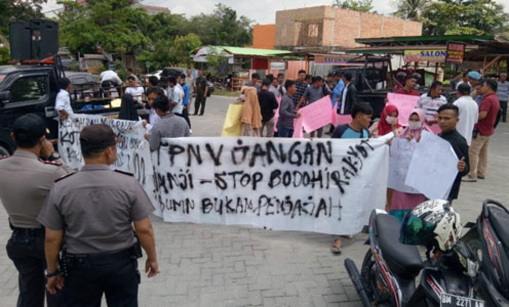 Tuntut Kembalikan Lahan, Masyarakat Banja Ladang Demo PTPN V Riau