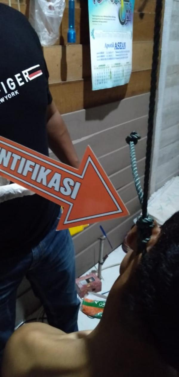 Cemburu Dengan Pacarnya, Pria di Kota Pekanbaru Gantung Diri