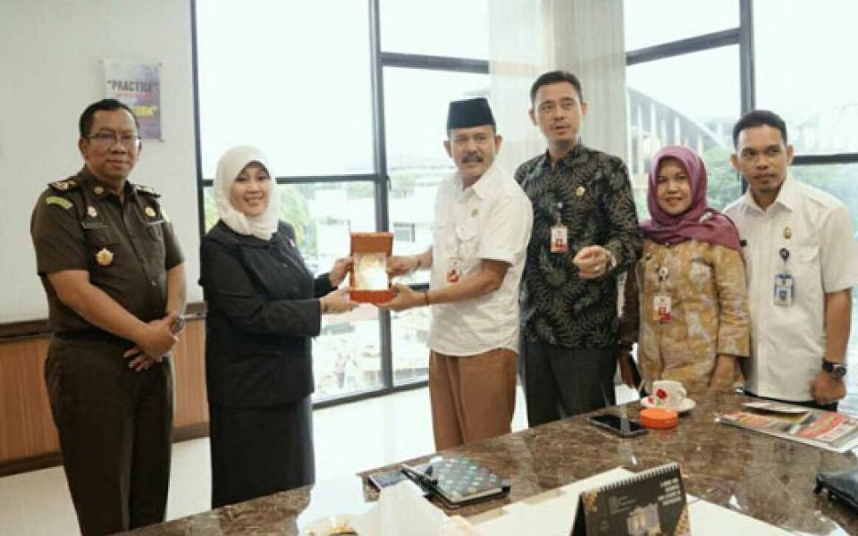 KI Riau Kunjungan Silaturahmi ke Kajati Riau