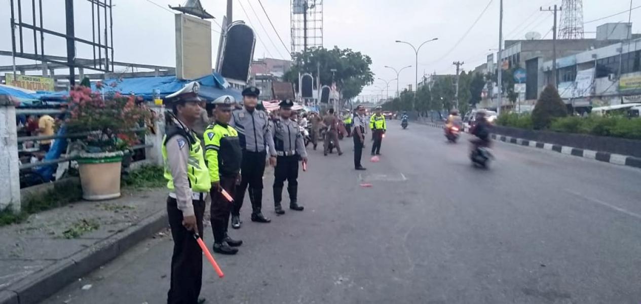 Penertiban Parkir dan Pedagang Pasar Cik Puan