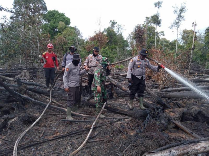Riau Bebas Asap, Polda Riau Berkomitmen Cegah dan Tangani Kasus Karhutla