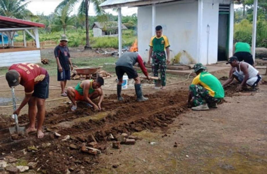Satgas Yonif Mekanis Raider 411/Pandawa Kostrad Gelar Karya Bhakti di Masjid Perbatasan