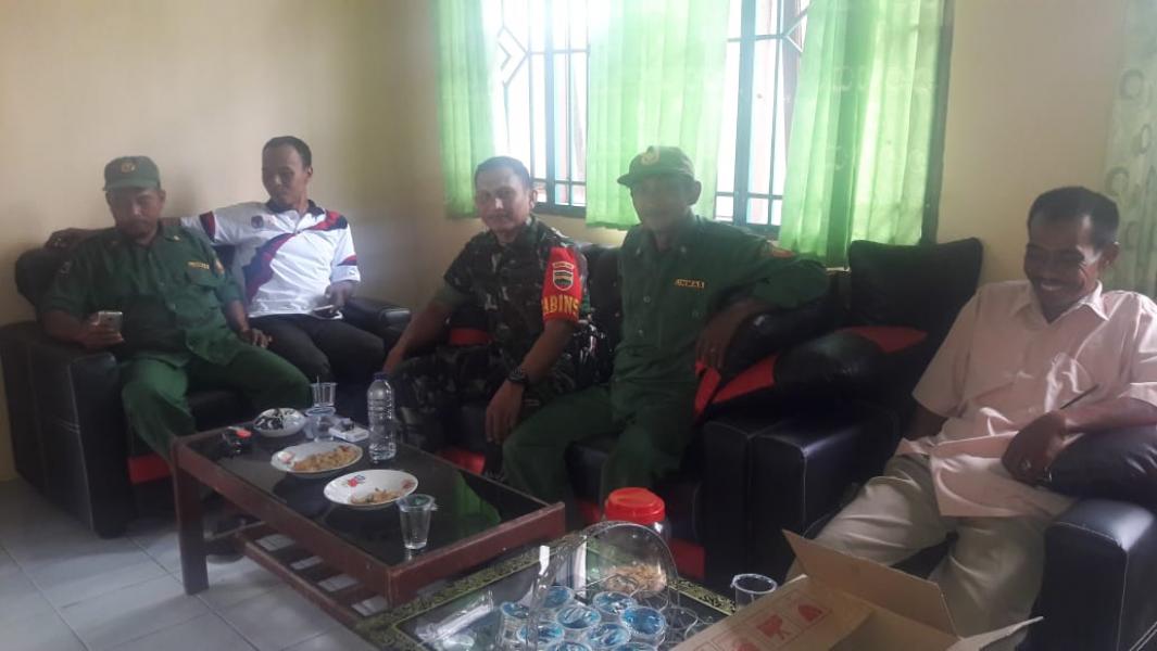 Sinergitas Babinsa Koramil 05/KK dan Linmas Dalam Menjaga Kamtibmas