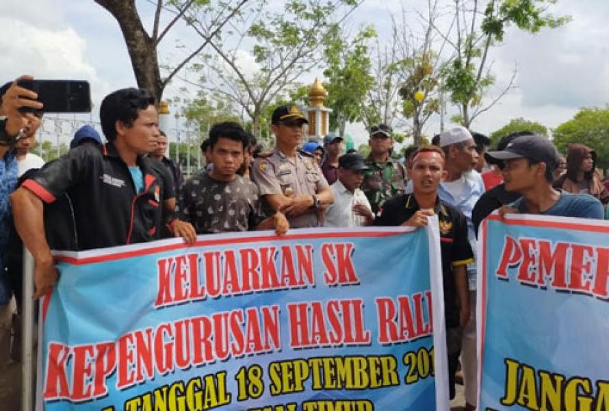 Warga Tiga Desa Desak Pemkab Rohul Selesaikan Persoalan Kopsa Perkasa Timur