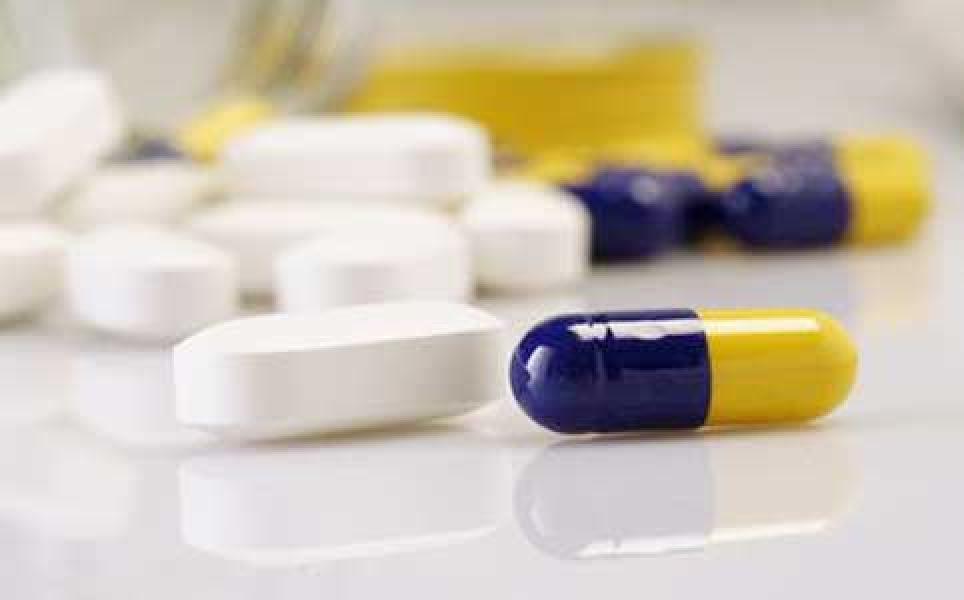 Annas: Jangan Gunakan Obat Generik